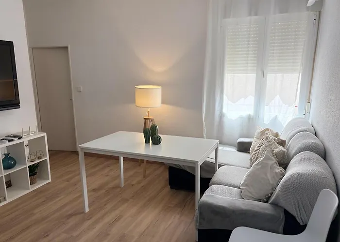 Apto Dona Engracia En El Casco Historico