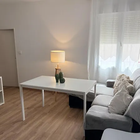 Apto Doña Engracia En El Casco Histórico